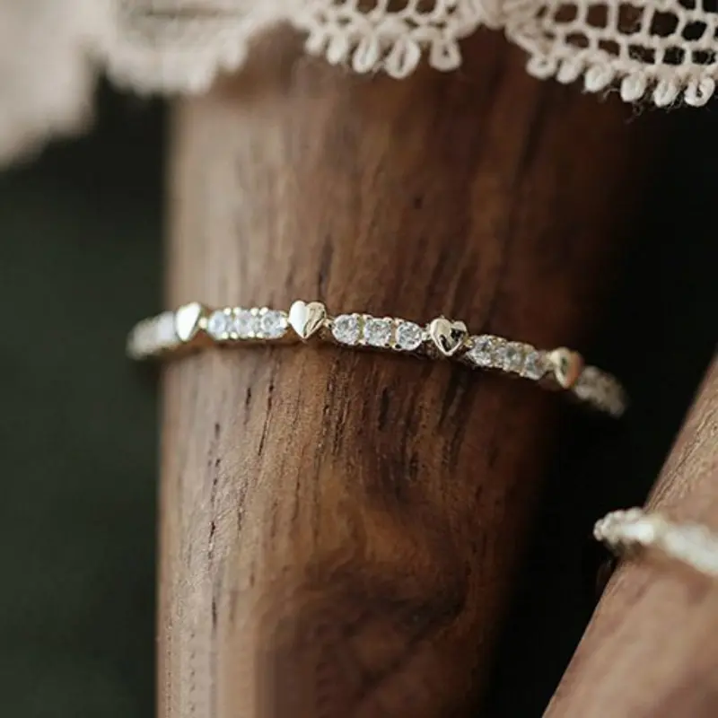 Minimalist Band Ring with Heart Design, Sparkly Cubic Zirconia Rings, Sparkling Synthetic Zirconia Rings, Artificial Zircon Rings for Women, Stackable Jewelry, Perfect Daily Accessory Gift for Her, Stacking Rings, Heart Shaped Ring, Anniversary Ring