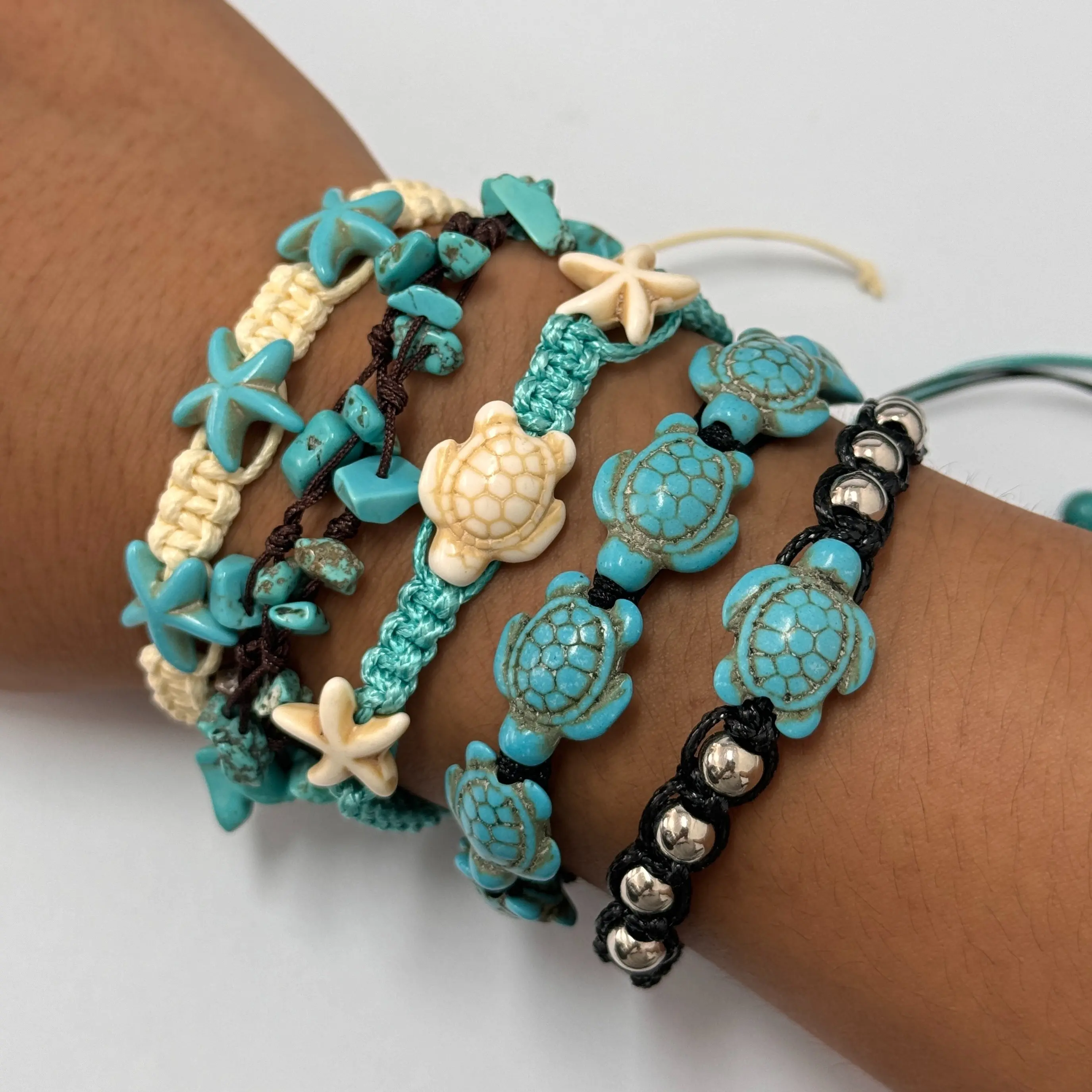 5Pcs Bohemian Women's Handmade Braided Bracelet Set with Turquoise Starfish and Turtle Hand Rope Handmade Bracelet Set Retro Bracelet Set for Women Daily Wear Jewelry Gift