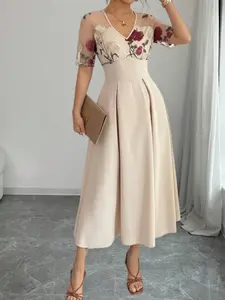 Elegant Women's Party Dress, Mesh Embroidered Patchwork Solid Fabric, Short Sleeve V-Neck, Stylish Evening Gown for Special Occasions Formal Wear