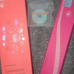 review image 0
