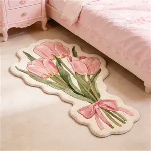 Valentine's Day Pink Tulip Bouquet Bedroom Decoration, Bedroom Rugs, Bedside Carpet Romantic Living Room Sofa Carpet Irregular Design Leisure Area Cafe Coffee Table Floor Mat Washable Bathroom Entrance Door Non-Slip Floor Mat