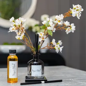 Veviter & White Jasmine Aroma Reed Diffuser - Beautifully Packaged Gift Set Includes - White Cherry Blossom Faux Florals Ombre Black Glass Diffuser Vase Reed Stick Diffusers Acrylic Tray Fragranced Oil - 4 oz