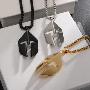 Ancient Greek Vintage Classic Spartan Warrior Mask Mask Pendant Necklace Stainless Steel Men's Sweater Chain 18K