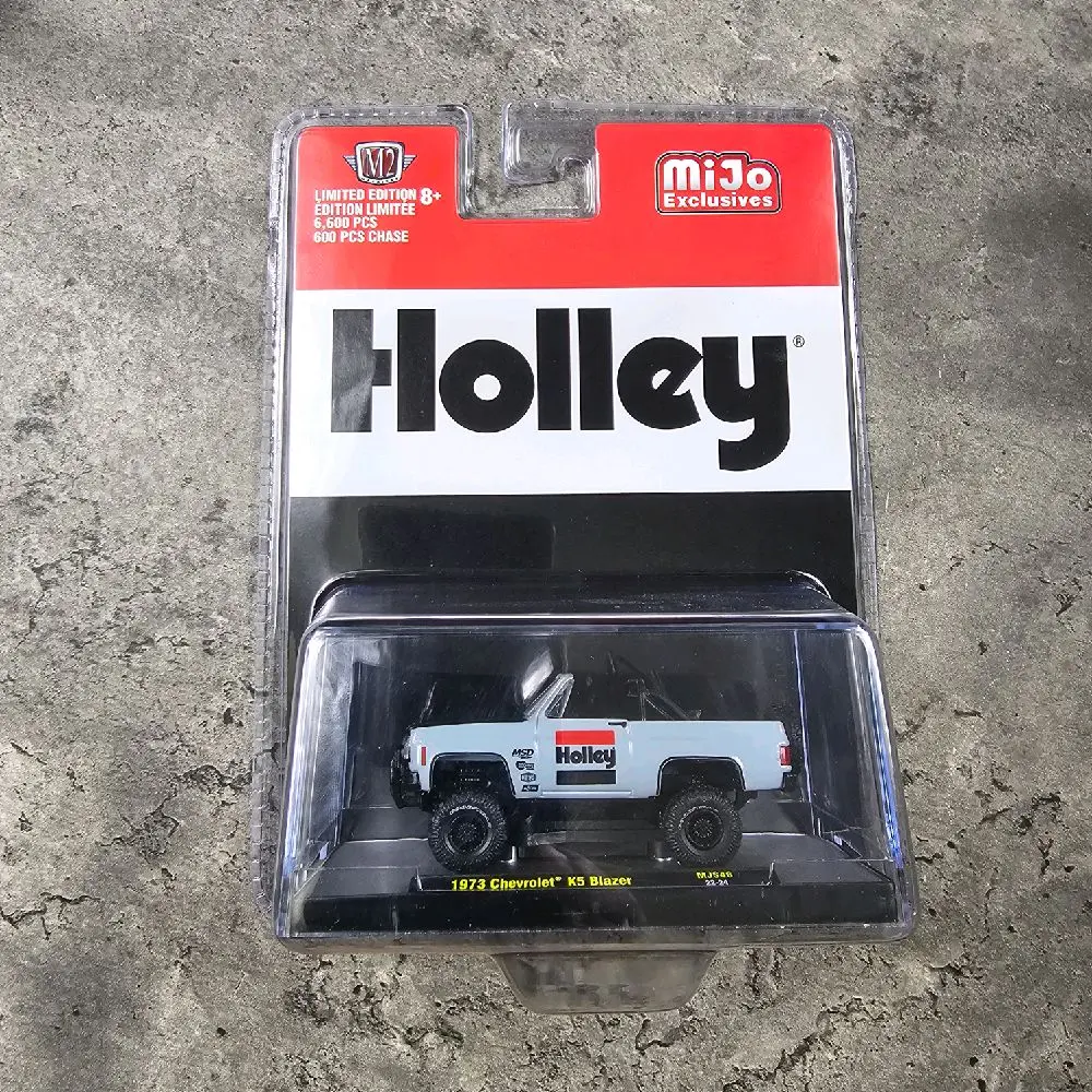 M2 Machines 1973 Chevrolet K5 Blazer
