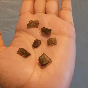 large raw moldavite