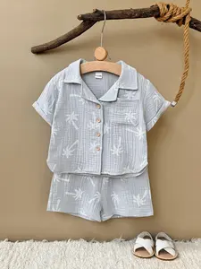 Baby Vacation Style Cartoon Design Short Sleeve Set, Soft Breathable Summer Comfort Two-Piece for Infants, Loose-Fitting Casual Wear