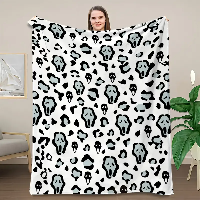 Scream Ghostface Aesthetic Soft Blanket, Spooky Leopard Print Ultra-Soft Warm Lightweight Breathable Cozy Style Throw for Horror Fans, Halloween Home Couch Use