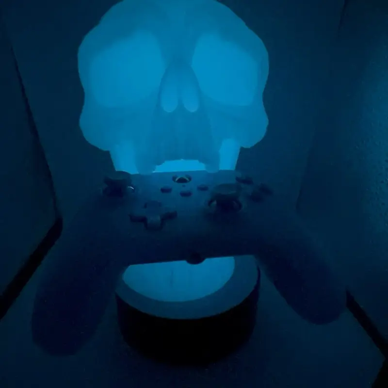 Skull game control holder  and headphones