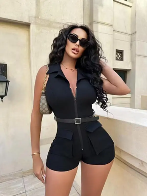 Women's Sleeveless Lapel Zip Front Cargo Short Romper,  High Waist Bodycon Utility Jumpsuit, Curvy Fit Night Out Streetwear Playsuit