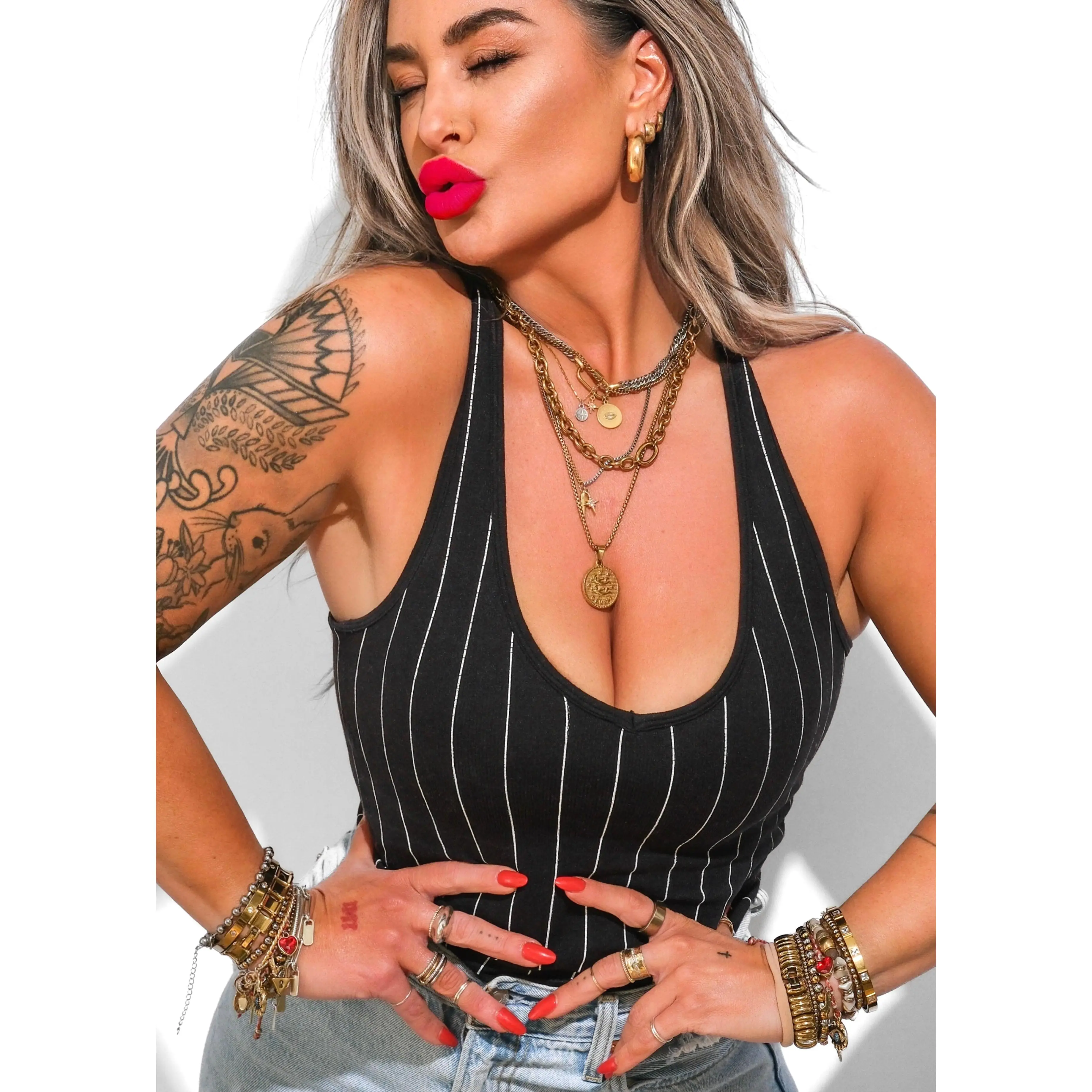 STRIPED BACK SMOOTHING V-NECK BRAMI