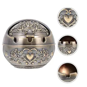 1pc of Retro Decorated Rose Patterned Ashtray with Lid, Portable Metal Ashtray, Hand Carved Indoor and Outdoor Decoration, Suitable for Men and Women, Home Office Room Decoration, Collectible Room Decor, Home Decor Supplies, Home Ornaments