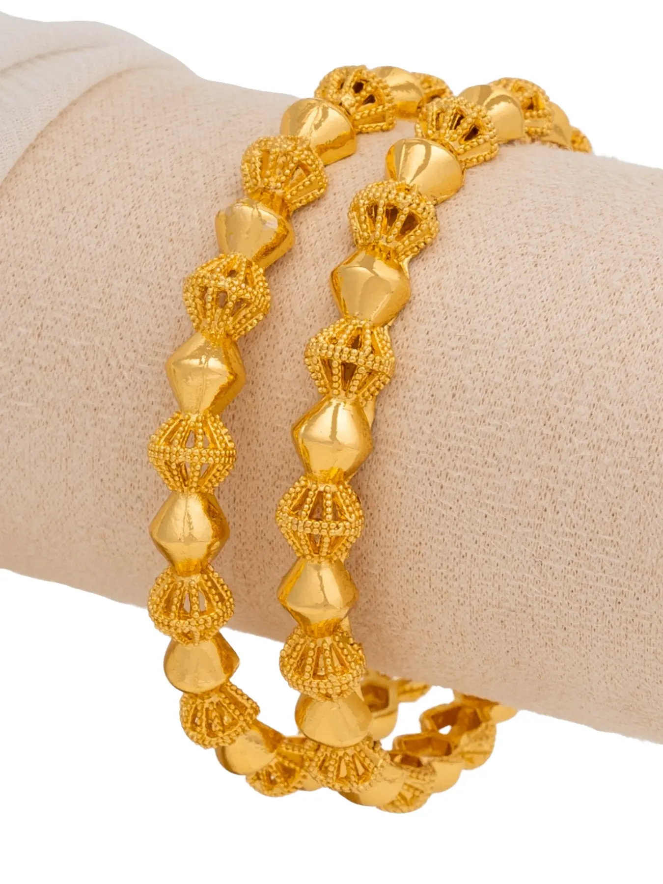 Women's Fashion Solid Cuff Bracelets, Middle Eastern Style, Elegant European & American Jewelry, Alloy Material, All Seasons, Elegant Bangle
