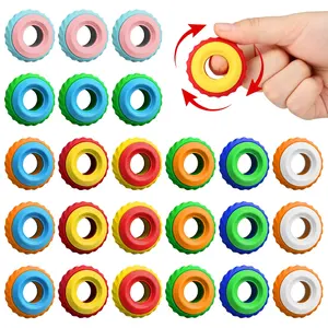 3D Stress Relief Sensory Ring Toy, 8pcs/16pcs Textured Rotating Rings, Quiet Desk Classroom Socks Filler for Adults Boys Girls 12+, Random Colors, Relaxation