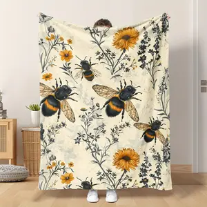 Bee and Wildflower Themed Flannel Blanket - A Warm Nap Blanket with A Digital Print - Comfortable Bedding Suitable for All Seasons, Perfect for Naps, Camping, and Travel - An Ideal Gift for Friends and Family.