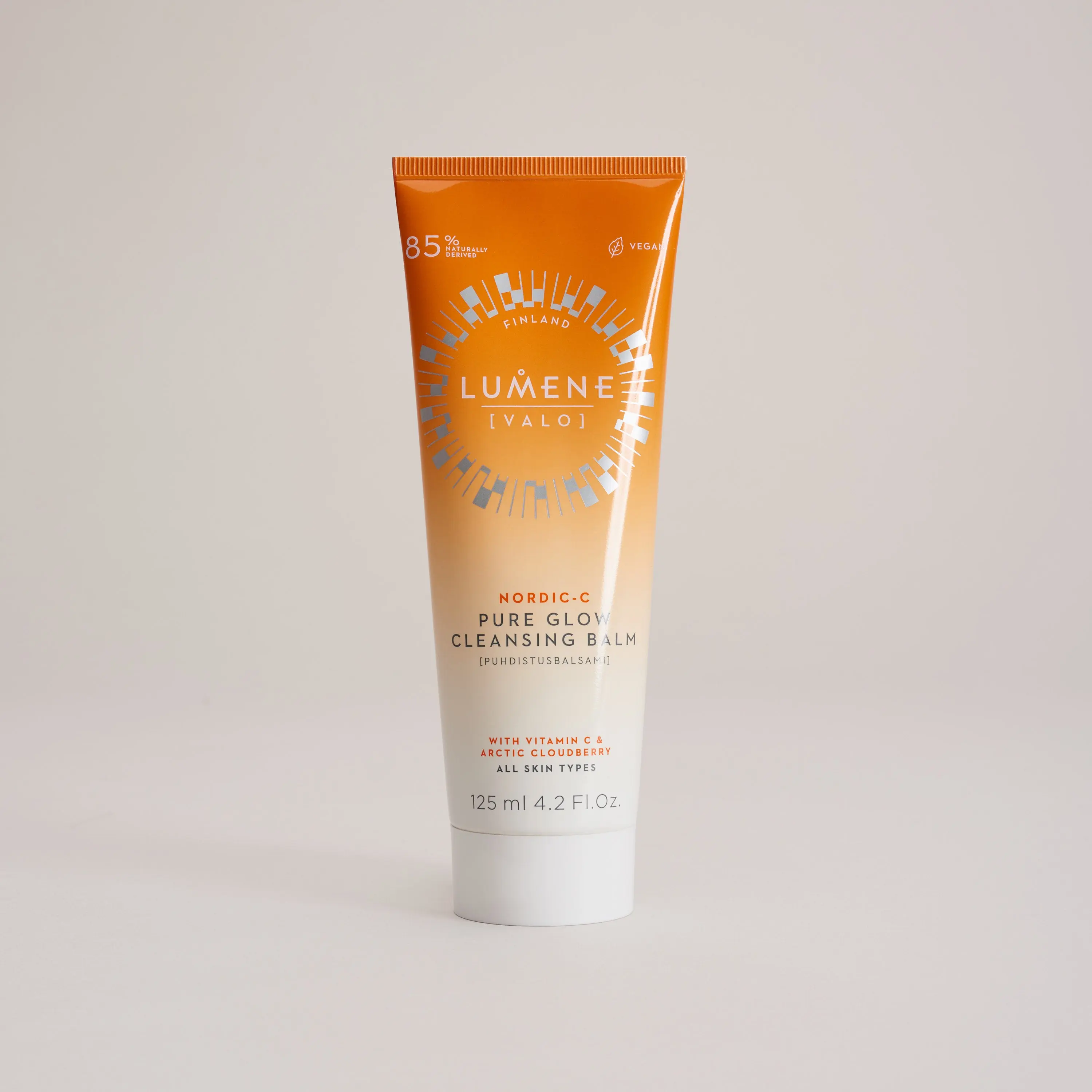 LUMENE Pure Glow Cleansing Balm with Vitamin C and Arctic Cloudberry, Scented Makeup Remover for Radiant Skin and a Glow Routine, Soft Skin, Adults