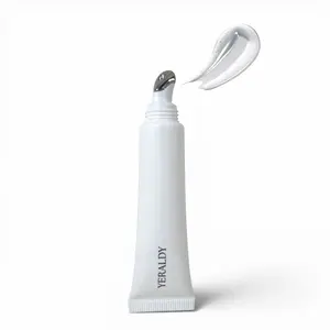 Yeraldy Classy Clear Lip GLOSS high-shine, nonstick, long-lasting lip gloss with a clear formula that nourishes and smooths the lips