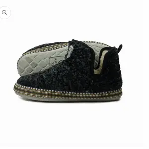 Women’s Ariat Bootie Slippers (Black)