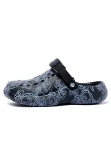 1 Pair of Trendy Color Men's Patterned Clogs| Street Trendy Style | Breathable Holes + Anti-Slip Sole + 2-in-1 Design | Daily Outings/Camping Wear, Must-Have Versatile Comfort Shoes for Lazy Guys Foot Clogs