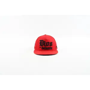 Dios Por Delante Red Covenant Edition - Puro 440 Hat
