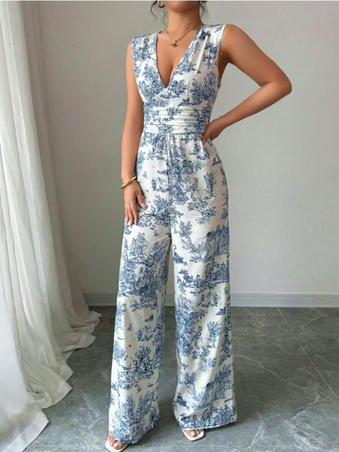 Women's Floral Print Sleeveless V-Neck High-Waisted Wide-Leg Romper, French Vintage Slimming Chic Feminine Style, Daily Commute Casual Wear