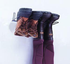 RackEm Racks 1002 2-Pair Boot Rack - Black