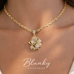Blanky Accesorios Gold Fish Pendant Necklace with Rhinestones and Chain Design for Women