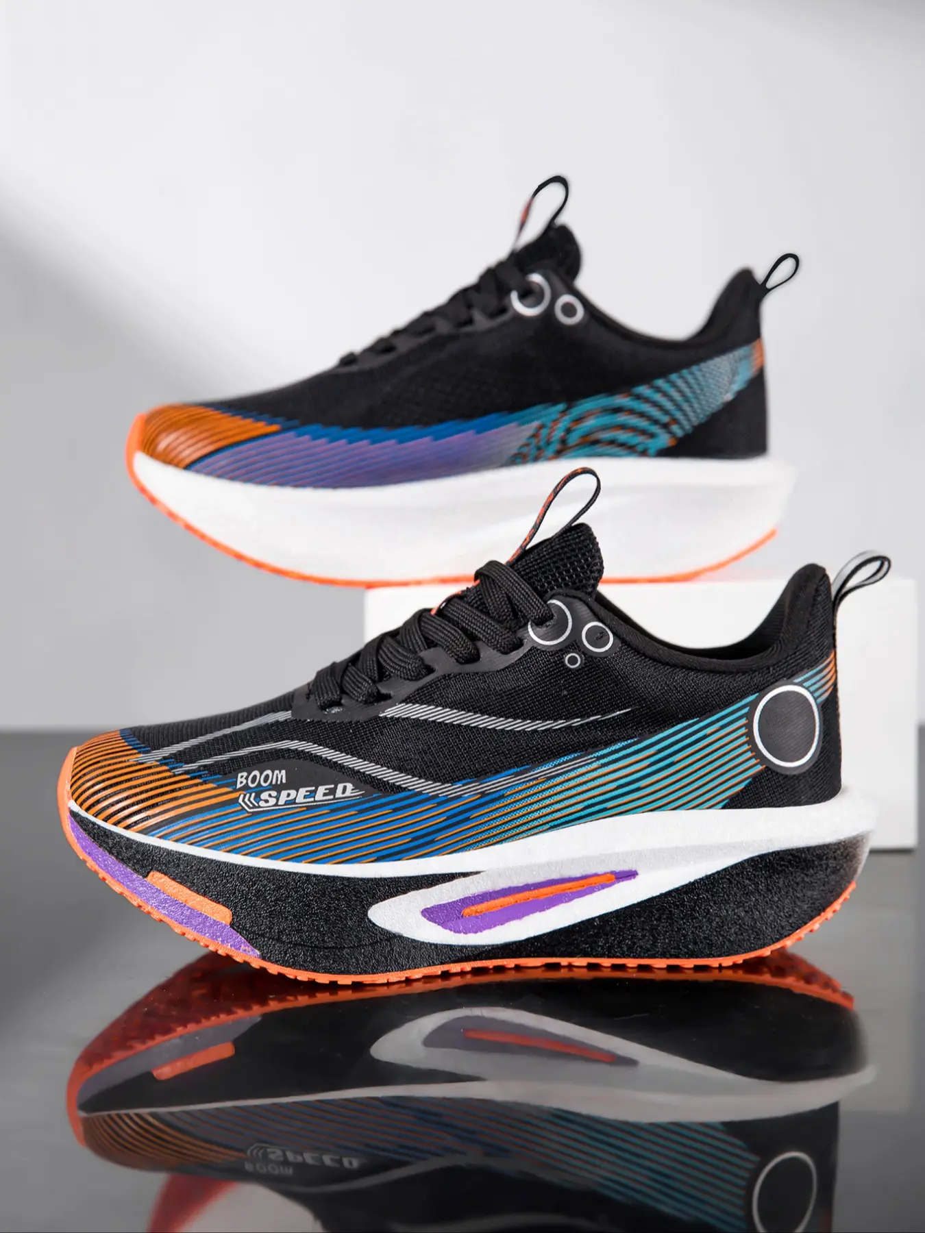 Unisex Colorblock Sporty Running Shoes, Running Footwear, Sports Shoes, Carbon Board Cushioning, Multiple Colors Available, Lightweight Design, Ideal for Runners