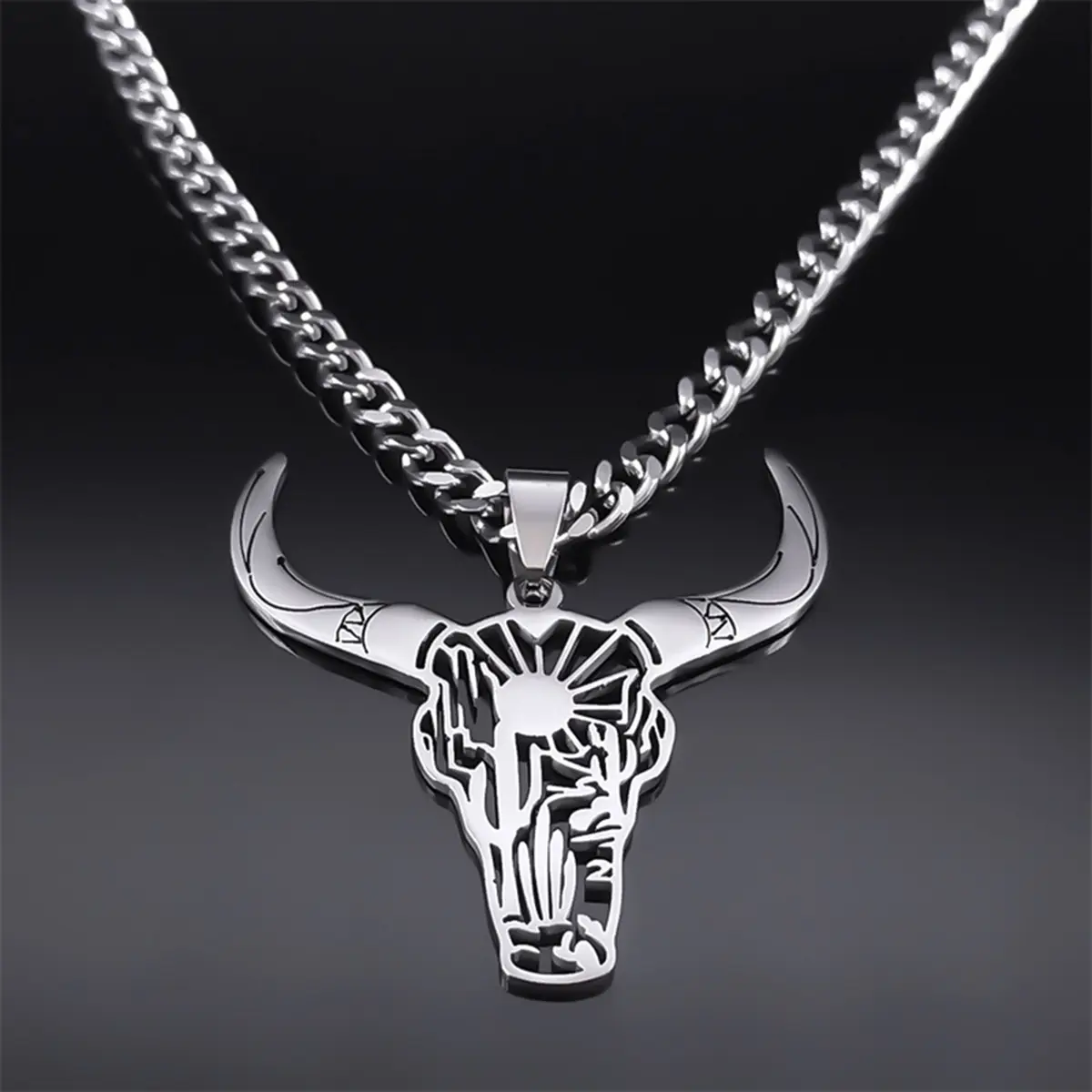 Men's Costume Jewelry Necklace - Chunky Cuban Link Chain with Bull Head Pendant & Artificial Gemstone Set, Cowboy-Style Metal Coated Unisex Adult Daily Accessory, Men's Gift Idea, Elegant, Synthetic Coloured Gemstones, Sku Styl