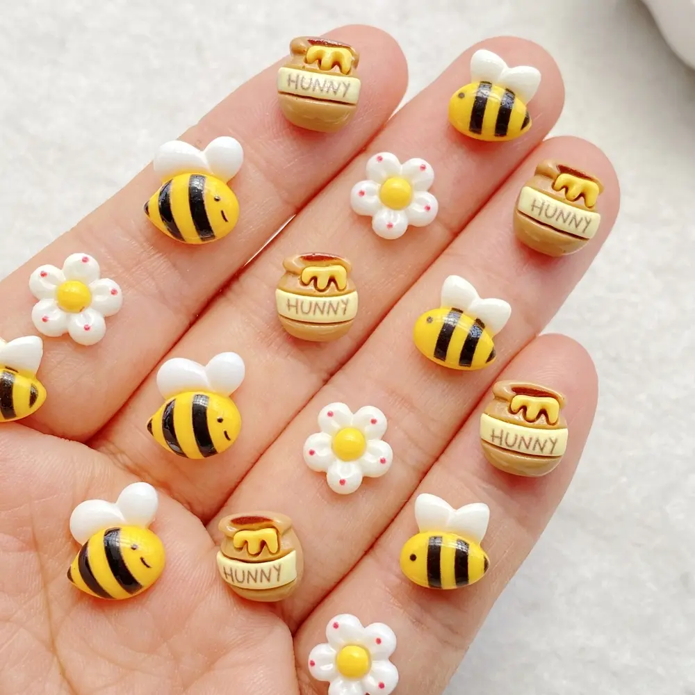 30pcs vibrant resin mini cartoon bees, honey jars, flower flat flower statues, used for nail art, wedding DIY, scrapbooks, jewelry crafts, Beading Making and accessories, Animals, DIY Craft Embellishments