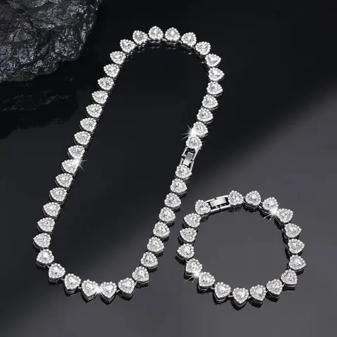 PUKEGM 2pcs Heart Shaped Cuban Chain Necklace Set for &,Hip Hop Style Choker Set,Luxurious Jewelry Set for Valentine's Day Gifts, Birthday,Everyday & Party Wear, for Teenager