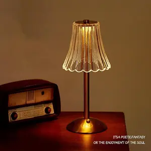 Rechargeable LED Crystal Touch Lamp, 3 Color Modes, Battery Powered Vintage Light, Ideal for Bedroom Kitchen Dining Home Decor, Home Decoration Lamp, LED Table Lamp