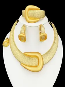 Elegant Jewelry Set Dubai High Quality Luxurious All Season Wear Premium 18k Plated Necklace Bracelet Earrings Ring Party Banquet Holiday Gift