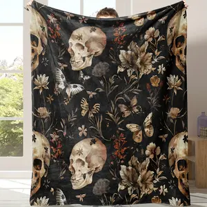 Retro Vintage Skull & Floral Flannel Throw Blanket - 280GSM, Soft, Warm, Fade-Resistant, Retro Glam, Beds Couches Throw, Decorative Giftable Blankets, All-Season Versatile