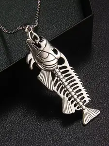 1 piece Piranha Fish Bones Stainless Steel Men Necklaces Pendants Chain Gothic Punk for Boyfriend Male Gothic Mystery Jewelry Creativity Gift Wholesale Modern Versatile Accessories