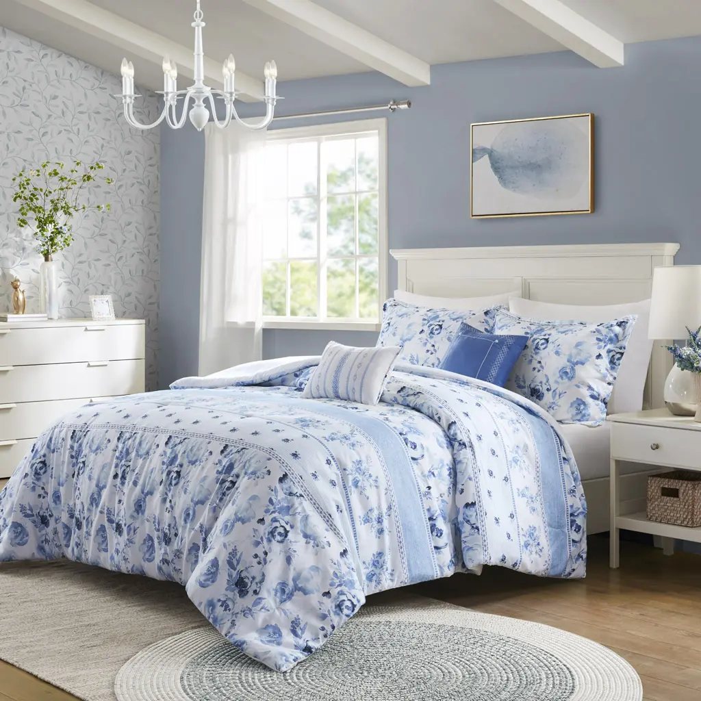 Christa Floral Print Bedding Set - Queen Bed Comforter Set, Microfiber Soft Decorative Theme Bedding, Lightweight All-Season Down-Alternative Fill, Solid Reverse, Sham & Decor Pillows, Bed Comforter Sets, Floral Bedding