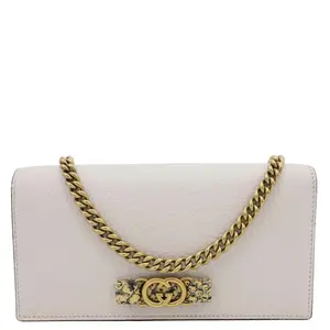 Pre-owned GUCCI Leather Crossbody Bags Interlocking G Chain Wallet Beige 746056
