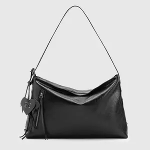 URBAN REVIVO 2026 Spring Women's Charm Oil-Waxed Leather Convertible Hobo Crossbody Shoulder Bag - Shoulder Strap, Chain Accent, UAYB60031