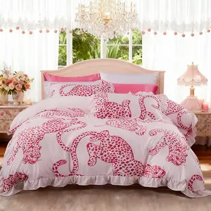 3PC Pink Leopard Print Decorative Duvet Cover Set - 1 Duvet Cover & 2 Pillowcases, Soft Comfortable Fabric, No Filling, Suitable for Bedroom/Hotel/School Dorm, Perfect Birthday Gift