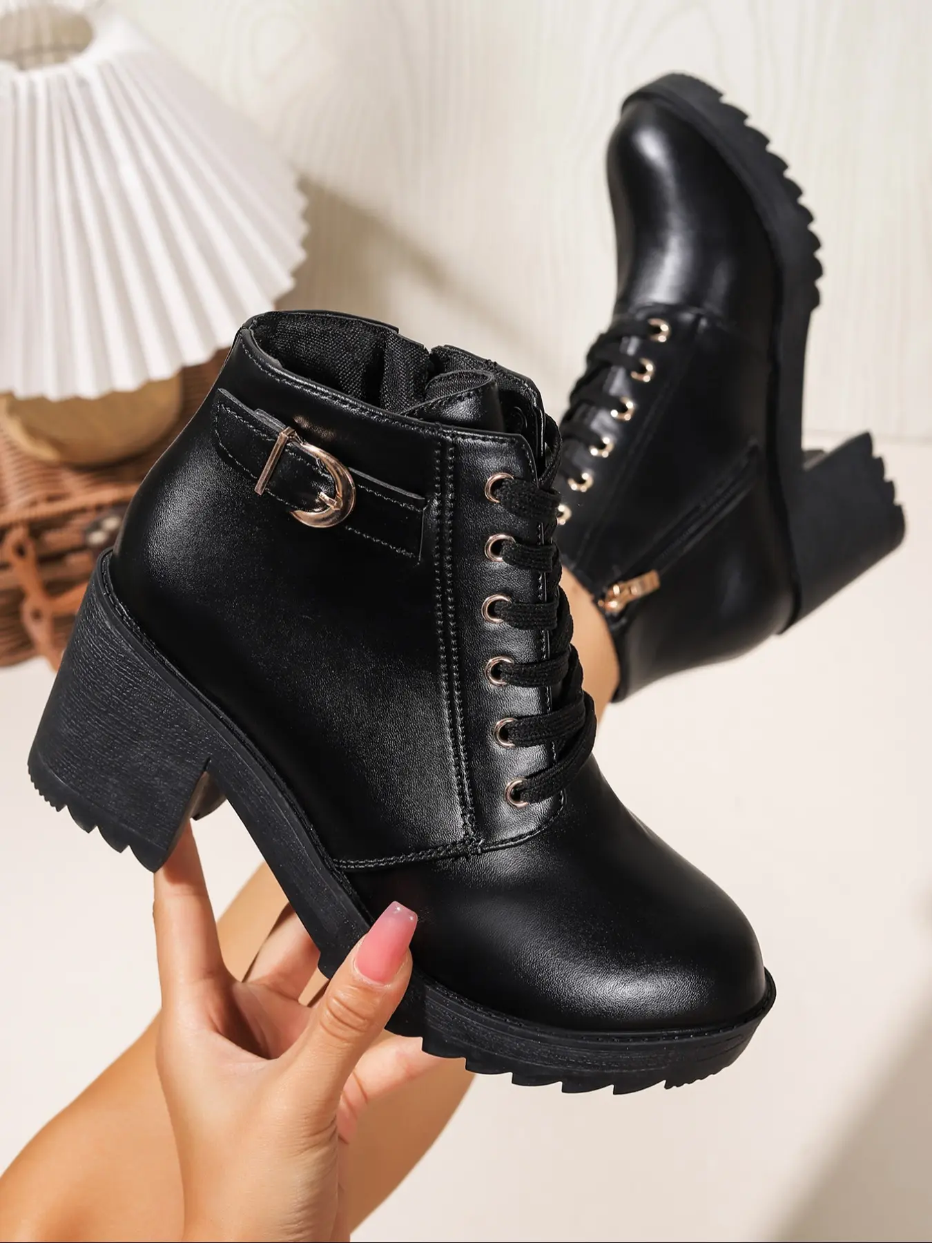 Women's Buckle Six-Hole Copper Plated Anti-Rust Zigzag Rubber Sole Single Shoe, Korean Fashion Wide Strap Casual Shoes, High Heel Thick Bottom Spring Summer Fall Casual Boots, All Match Boots