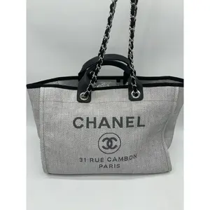 Pre-owned CHANEL Raffia tote bags Preloved Gray Leather Deauville L Tote (Large). 3JHCX79 120324 P