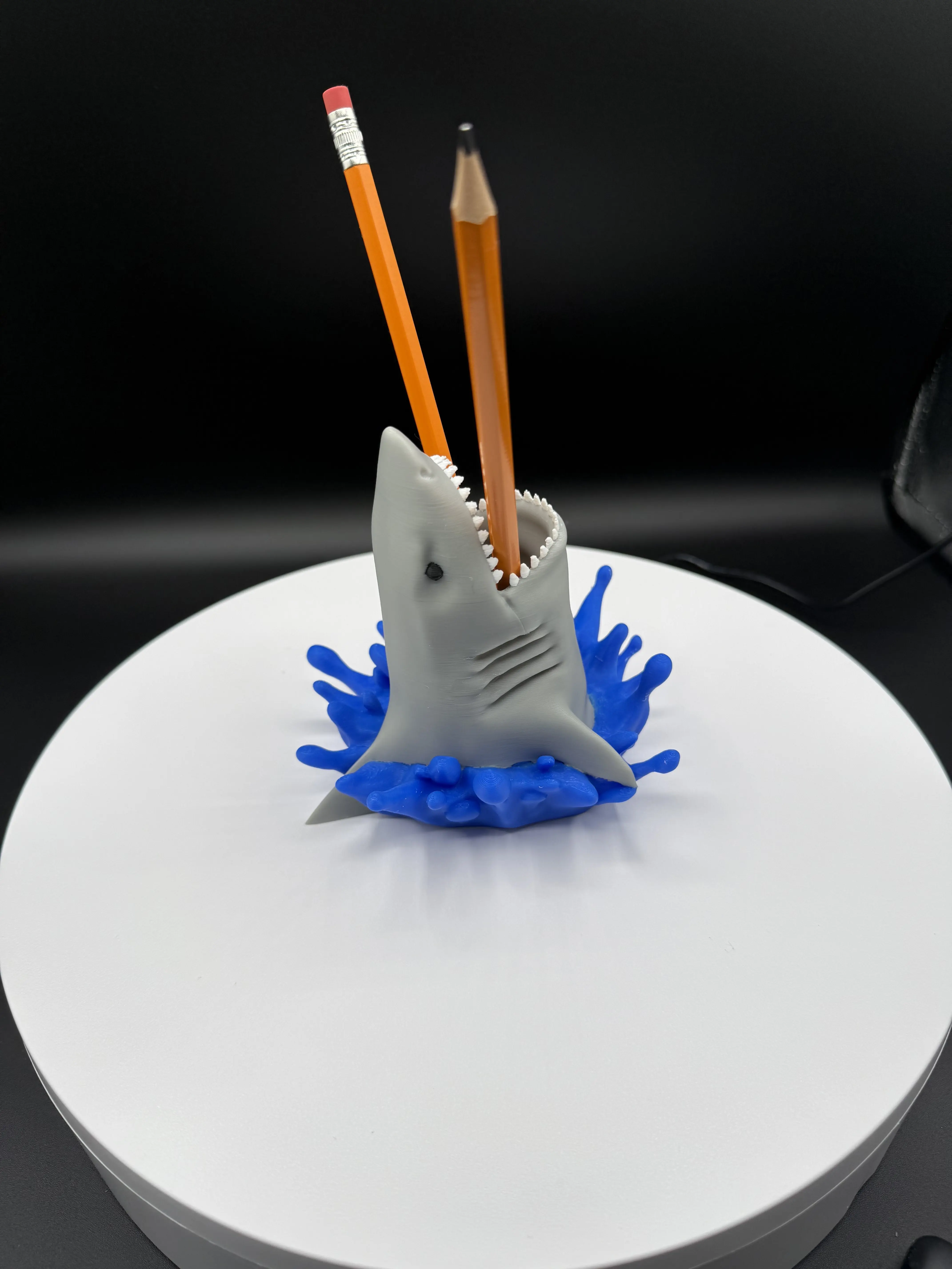 Shark Pencil Holder - 3D Printed Desk Organizer with Splash Effect, Fun Ocean Decor for Office or Kids' Room, Unique Stationery Gift