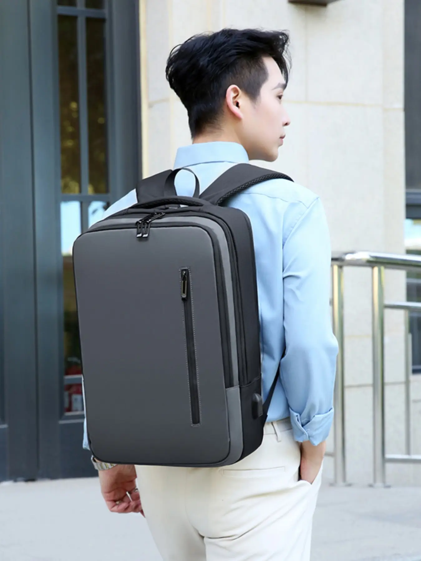 Elegant Multifunctional Backpack, New Versatile Shoulder Bag, Large Capacity Travel Backpack, Luxurious Design, Perfect for Daily Use