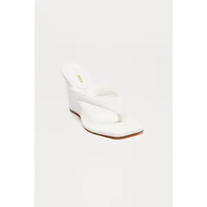 True Babe Wedges - White