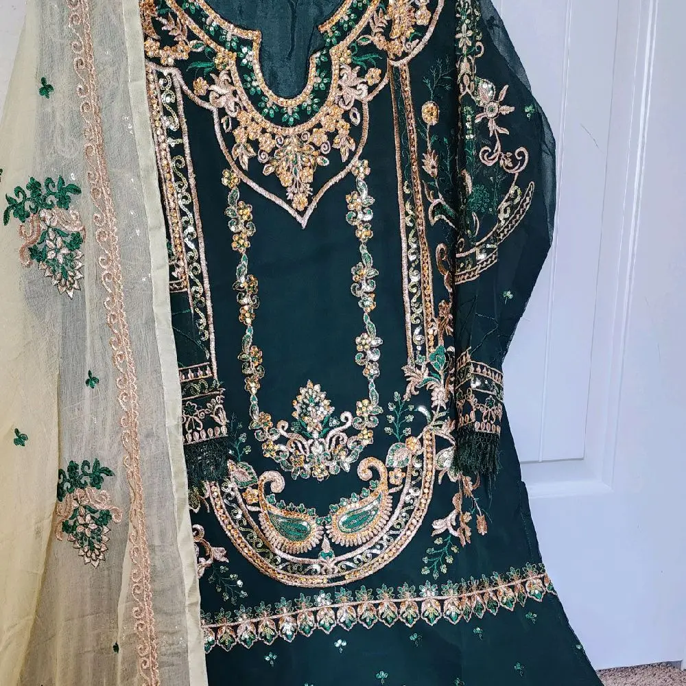 Dark Green Pakistani Set!