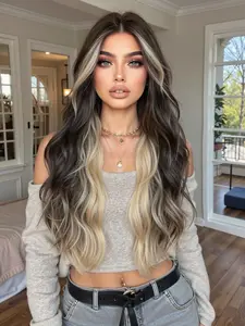 Women's Long Curly Wig, Wavy Synthetic Hairpiece, Gradient Color, 28 Inch Layered Hair with Bangs, Perfect for Parties & Cosplay, All Season Wear, Loose Wave Wigs, Longhair