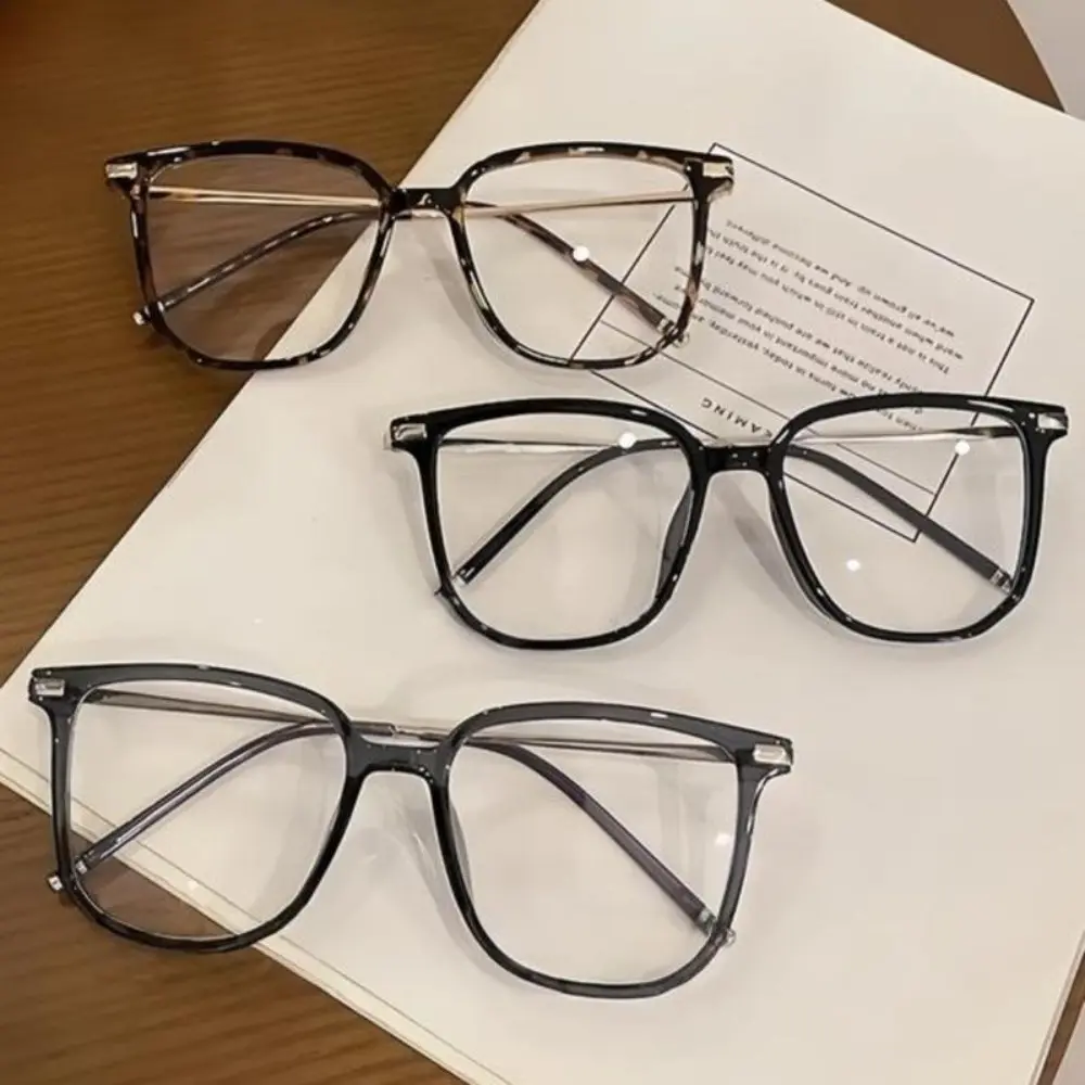 Y2K Retro Square Tortoise Shell Frame Glasses for Men & Women Lightweight TR & Zinc Alloy Decorative Lens Design Fashionable Unisex Eyewear for Work Study Travel & Everyday Casual Outfits Vintage Outdoor UV400 Fall Small Oval Women's Glasses