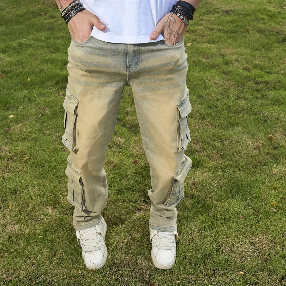 YYT1 New Men Vintage Multiple pockets Cargo Jeans Trousers Male Stylish Streetwear Solid color Baggy Carpenter Straight Pants Casual Classic Beige Menswear Summersale