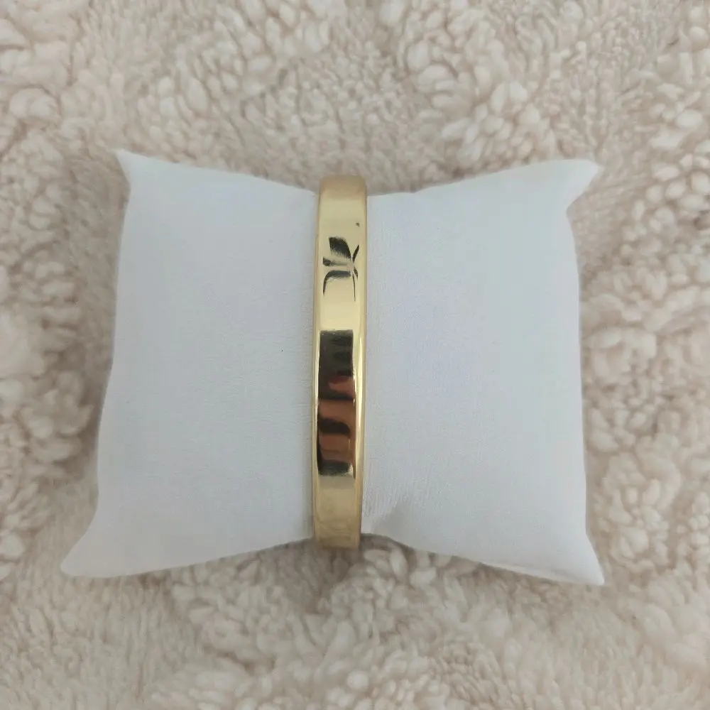 Elegant Gold-Tone Bangle Bracelet with Engraved Initial K for Women's Fashion Accessories