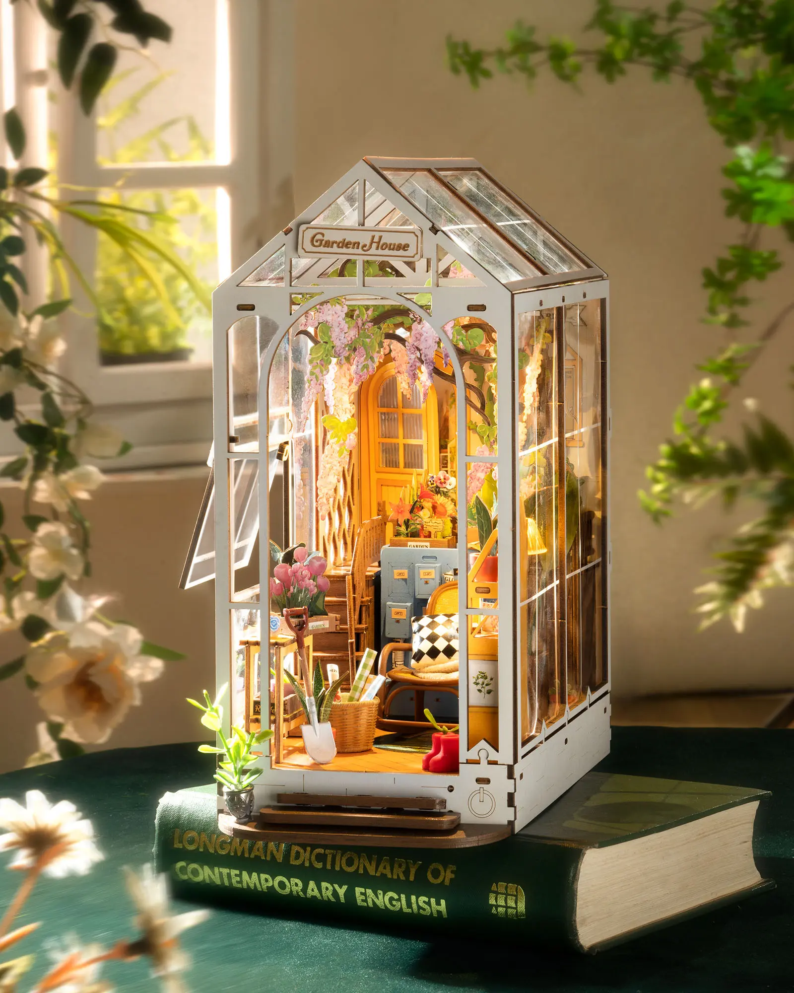 Rolife Garden House DIY Book Nook Kit, DIY Miniature Booknook Kit Creative Decorative Bookend Bookshelf Insert Puzzle for Adults