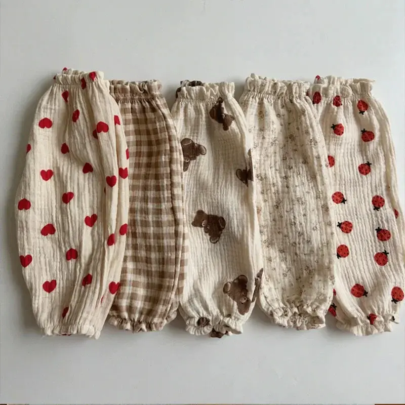 Soft Printed Organic Muslin Baby Pants for Newborns & Toddlers, Breathable All-Season Lounge Wear, Sleep Trousers & Capris, Elastic Band, True-To-Size, Skin-Friendly, Floral, 12-18M, All Over Print, Cotton, Daily Wear, 6-12M, Organic Cotton, Pants/Capris